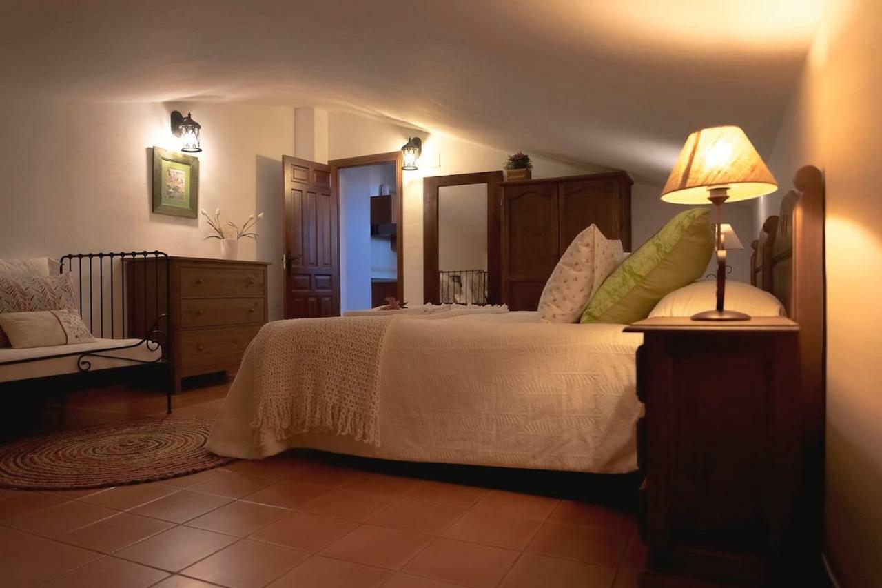 Casa Rural El Sauce. A 2,5 Km De Cuenca Capital Nohales Екстериор снимка
