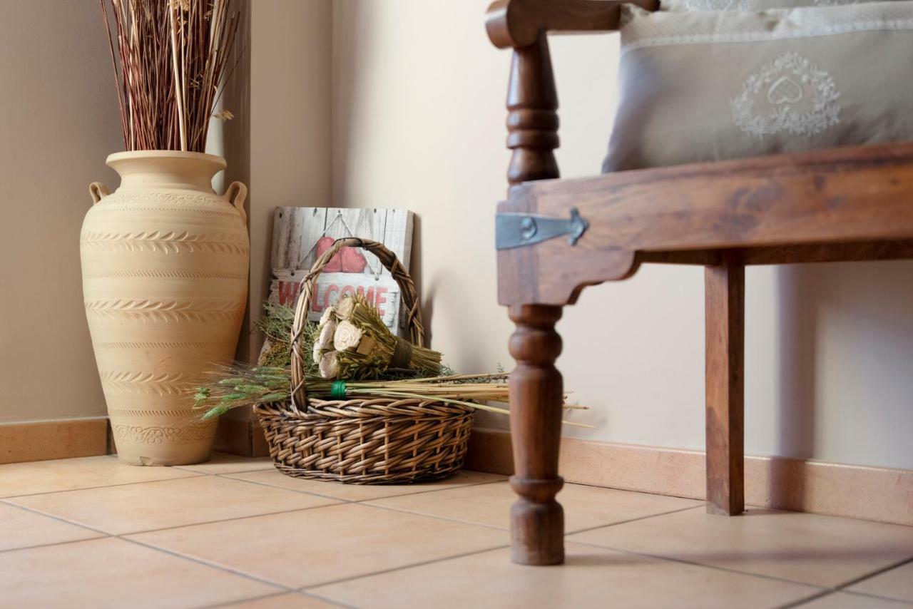Casa Rural El Sauce. A 2,5 Km De Cuenca Capital Nohales Екстериор снимка