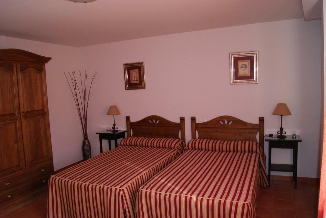 Casa Rural El Sauce. A 2,5 Km De Cuenca Capital Nohales Екстериор снимка