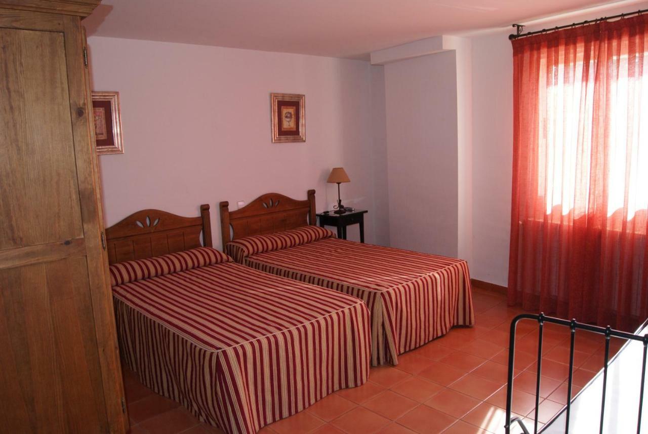 Casa Rural El Sauce. A 2,5 Km De Cuenca Capital Nohales Екстериор снимка